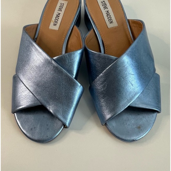 Steve Madden Shiny Blue Cross Strap Womens Size 8M - Picture 4 of 7